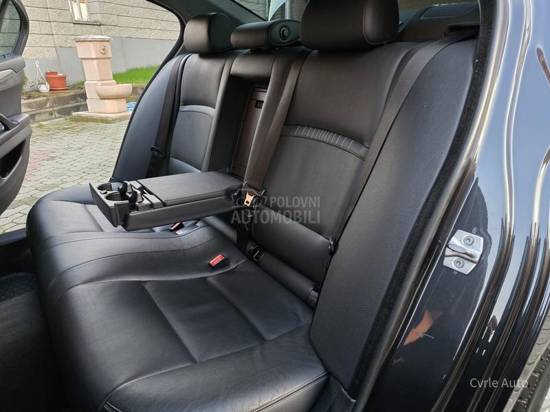 BMW 520 FUL BAŠ KA0 N0V