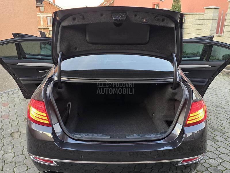 BMW 520 FUL BAŠ KA0 N0V