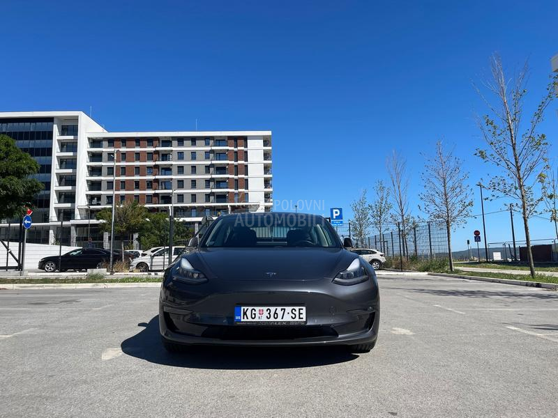 Tesla Model 3 Performance