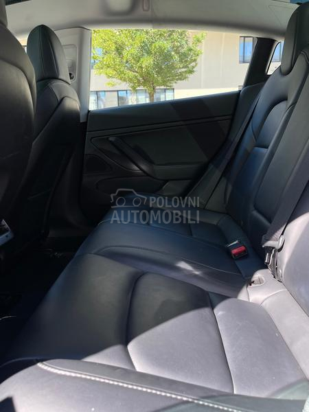 Tesla Model 3 Performance