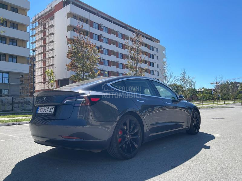 Tesla Model 3 Performance