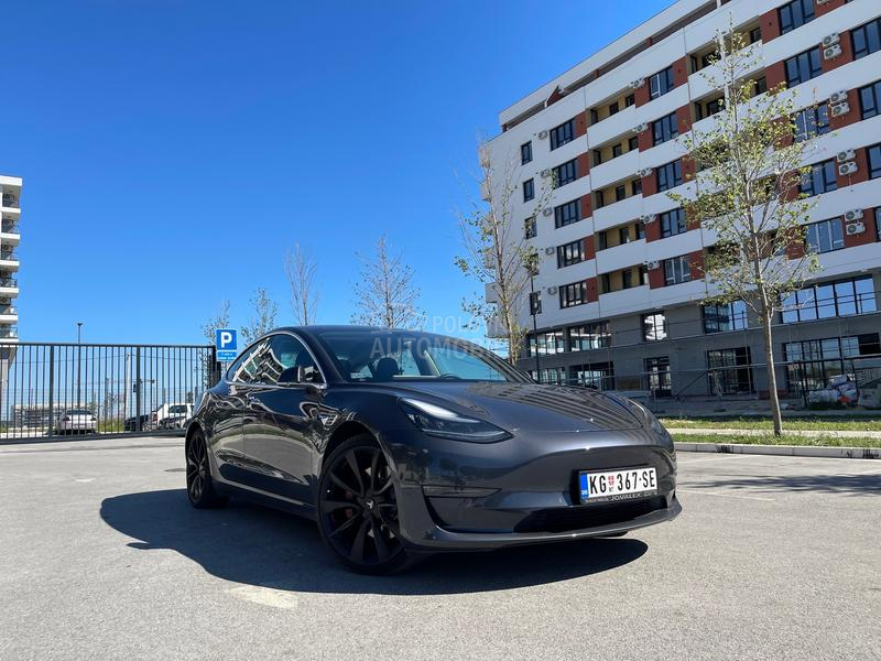 Tesla Model 3 Performance