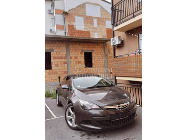 Opel Astra J 1.7