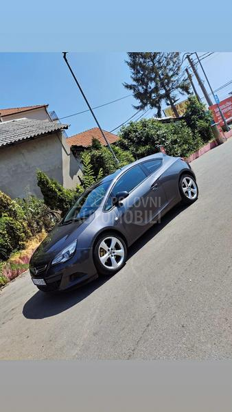 Opel Astra J 1.7