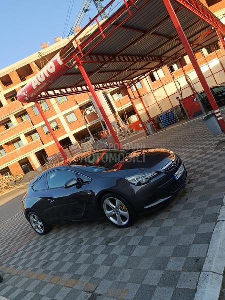 Opel Astra J 1.7