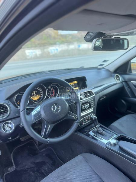 Mercedes Benz C 220 
