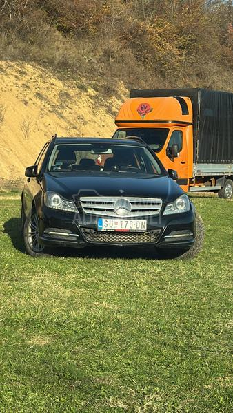 Mercedes Benz C 220 