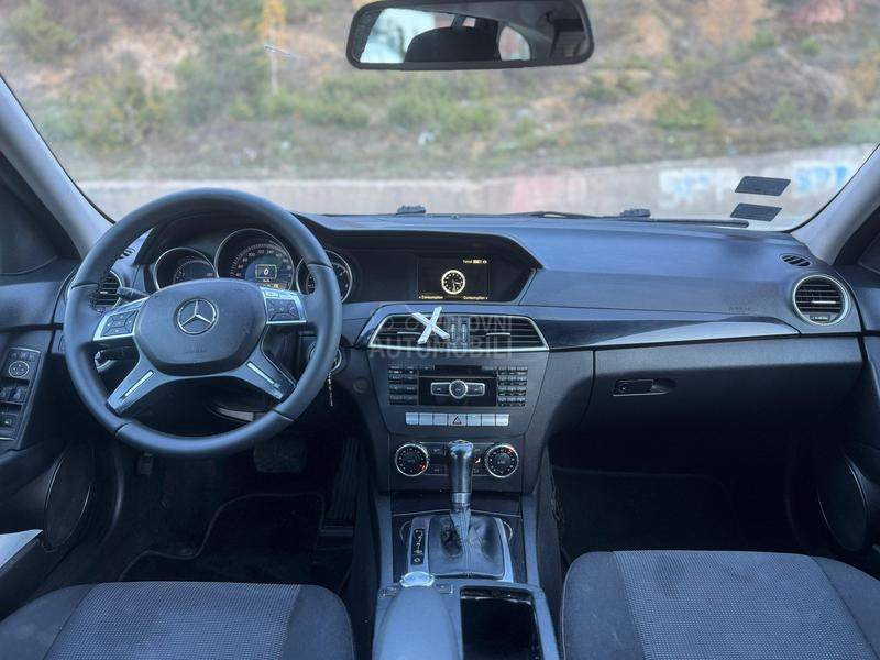 Mercedes Benz C 220 
