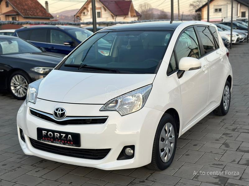 Toyota Verso-S 127 000 k m