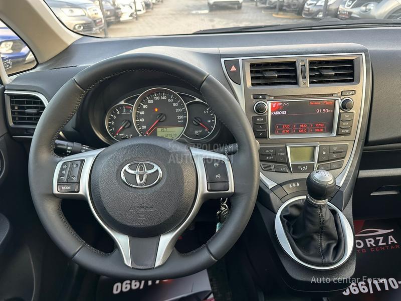 Toyota Verso-S 127 000 k m