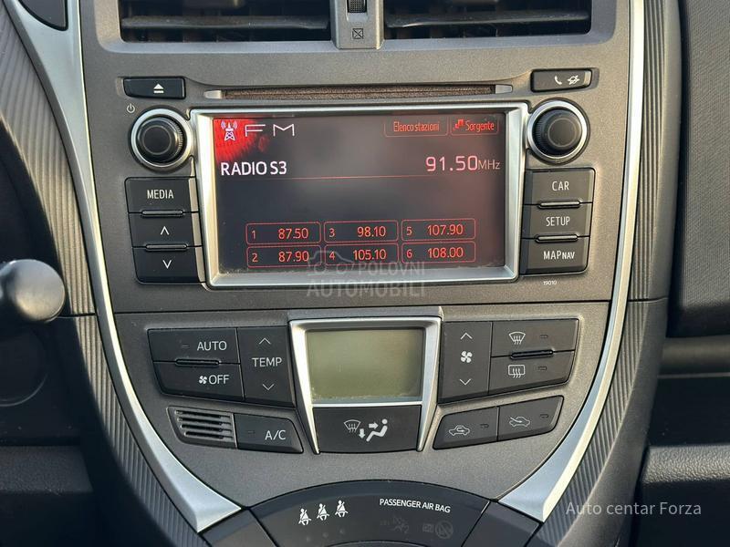 Toyota Verso-S 127 000 k m