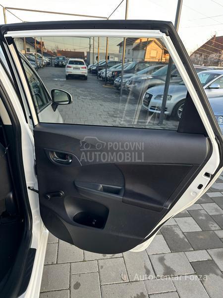 Toyota Verso-S 127 000 k m