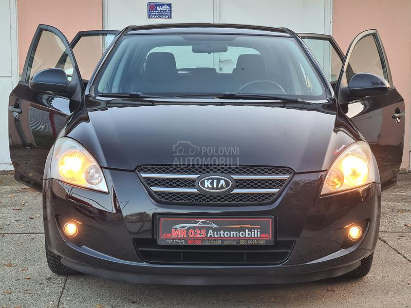 Kia cee`d 1.6 Champion