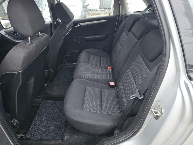 Mercedes Benz B 180 RESTAJLING
