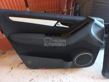 Tapacir Tapaciri za Mercedes Benz A Klasa, B Klasa od 2005. do 2011. god.