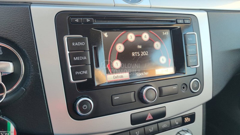 Volkswagen Passat B7 1.6 TDi /BLUEMOTION/