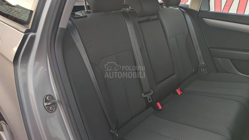 Volkswagen Passat B7 1.6 TDi /BLUEMOTION/