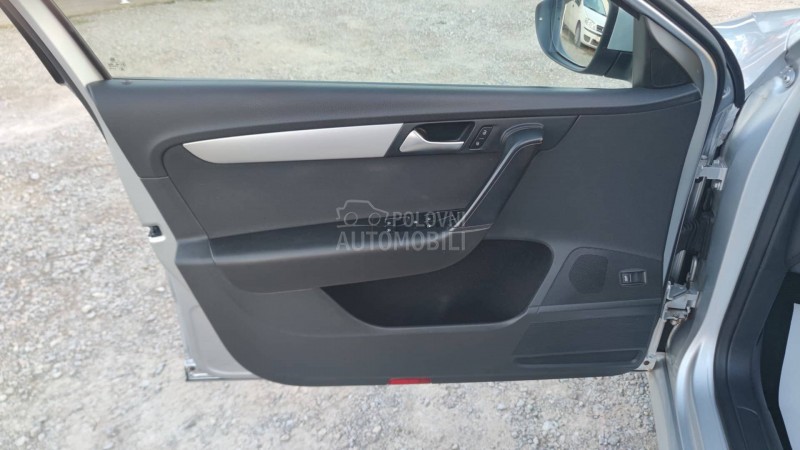 Volkswagen Passat B7 1.6 TDi /BLUEMOTION/