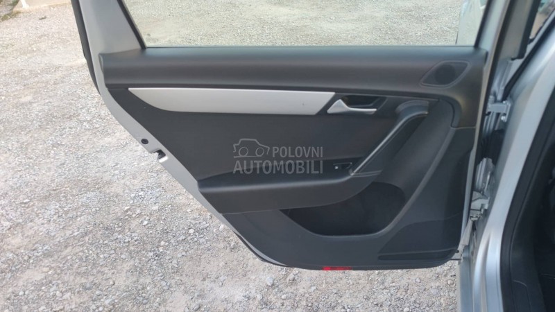 Volkswagen Passat B7 1.6 TDi /BLUEMOTION/