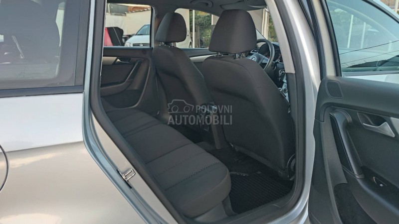 Volkswagen Passat B7 1.6 TDi /BLUEMOTION/