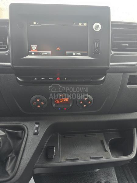 Renault Master 2.3 dci kocka 24m3