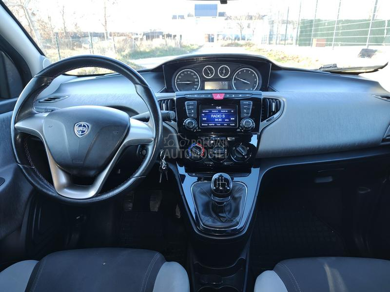 Lancia Ypsilon 0.9 Tvin air