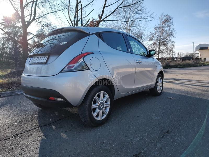 Lancia Ypsilon 0.9 Tvin air