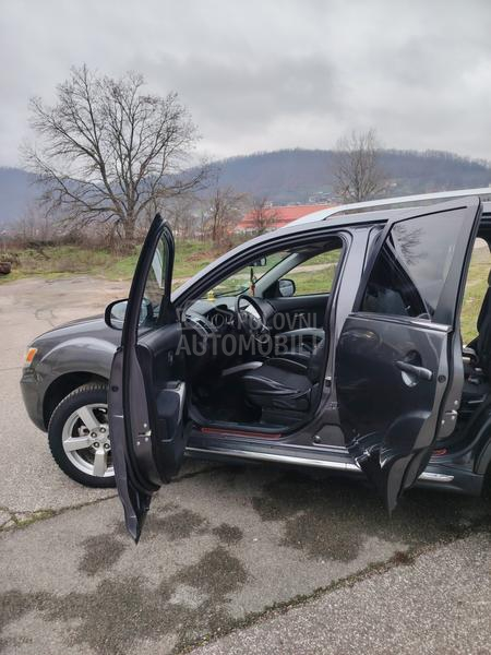 Mitsubishi Outlander 2.0