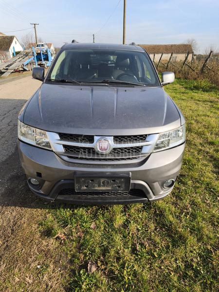 Delovi za Fiat Freemont 2012. god.