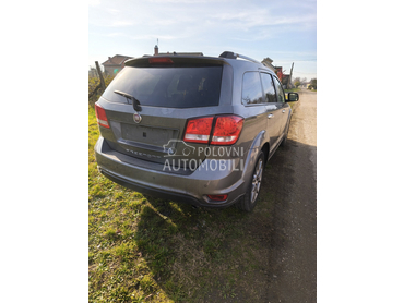 Stop svetla za Fiat Freemont od 2010. do 2015. god.