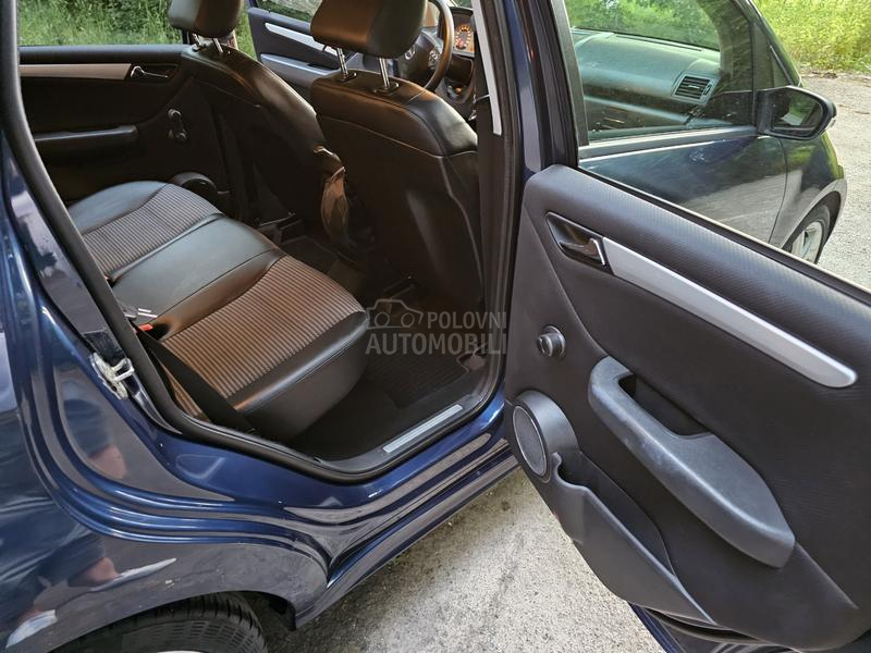 Mercedes Benz A 200 Avantgarde