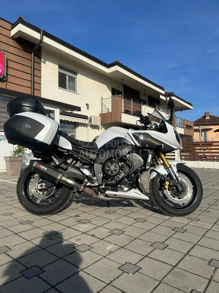 Yamaha Fazer 800