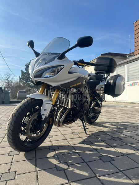 Yamaha Fazer 800