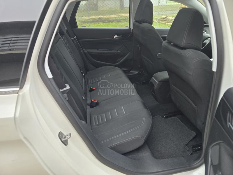 Peugeot 308 1.6e-HDI//PERLA/PAN
