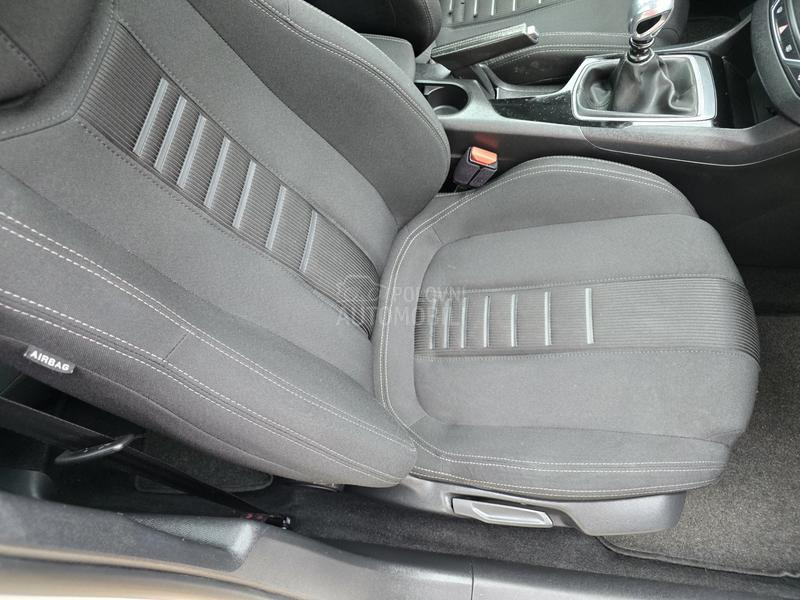 Peugeot 308 1.6e-HDI//PERLA/PAN