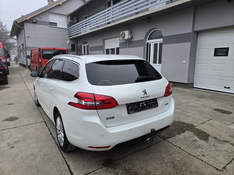 Peugeot 308 1.6e-HDI//PERLA/PAN