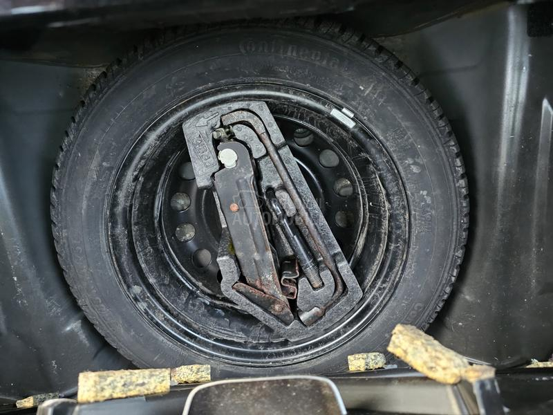 Peugeot 107 1.0L iz CH