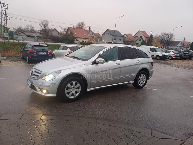 Mercedes Benz R 320 