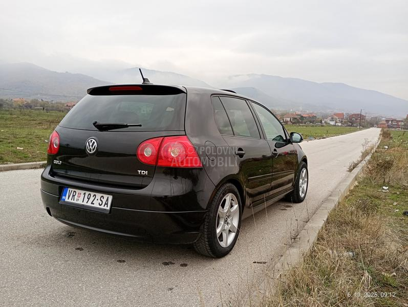 Volkswagen Golf 5 GT sport