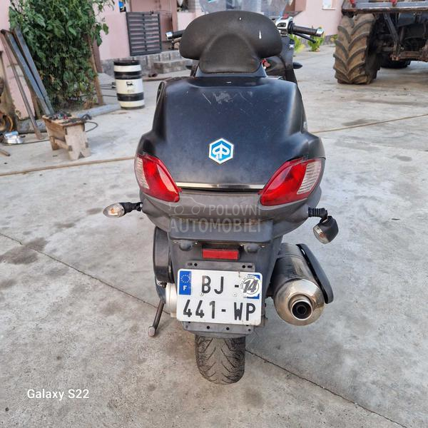 Piaggio Mp3