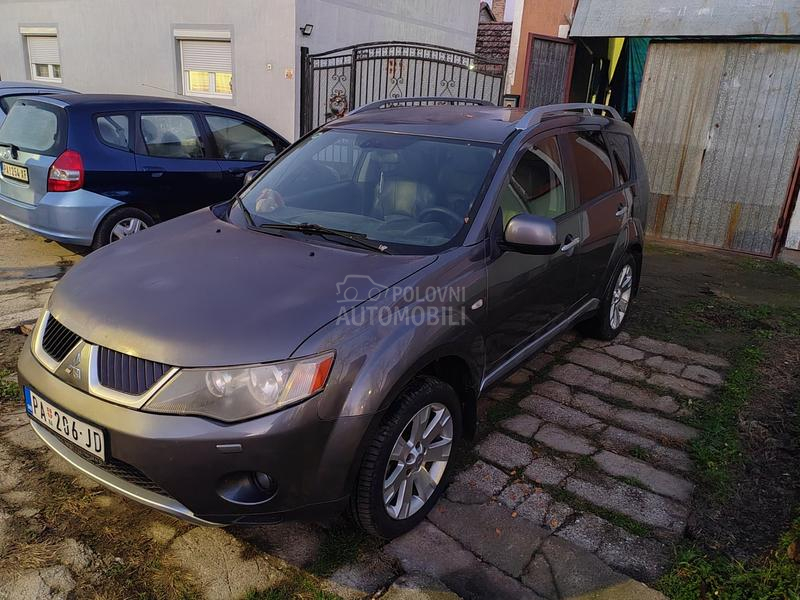 Mitsubishi Outlander outlender 2007.