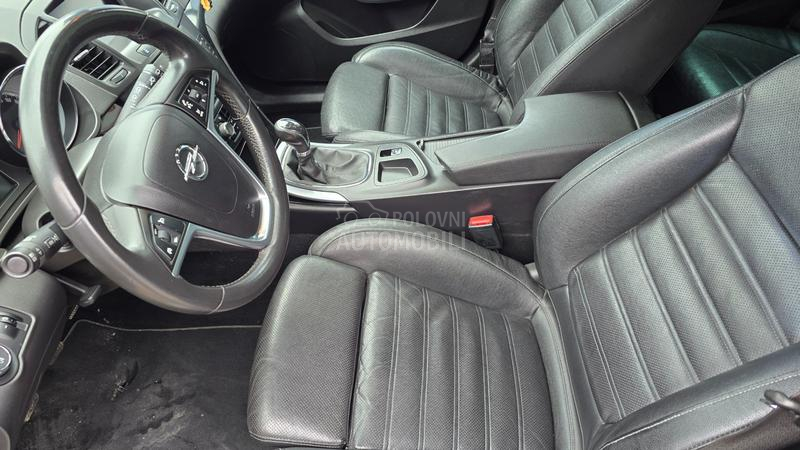 Opel Insignia 2.0 CDTI