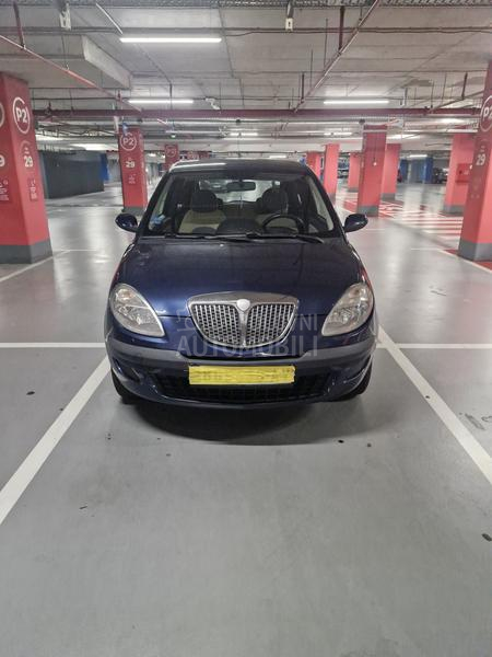 Lancia Ypsilon 