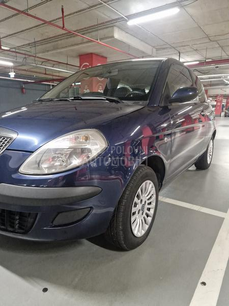 Lancia Ypsilon 