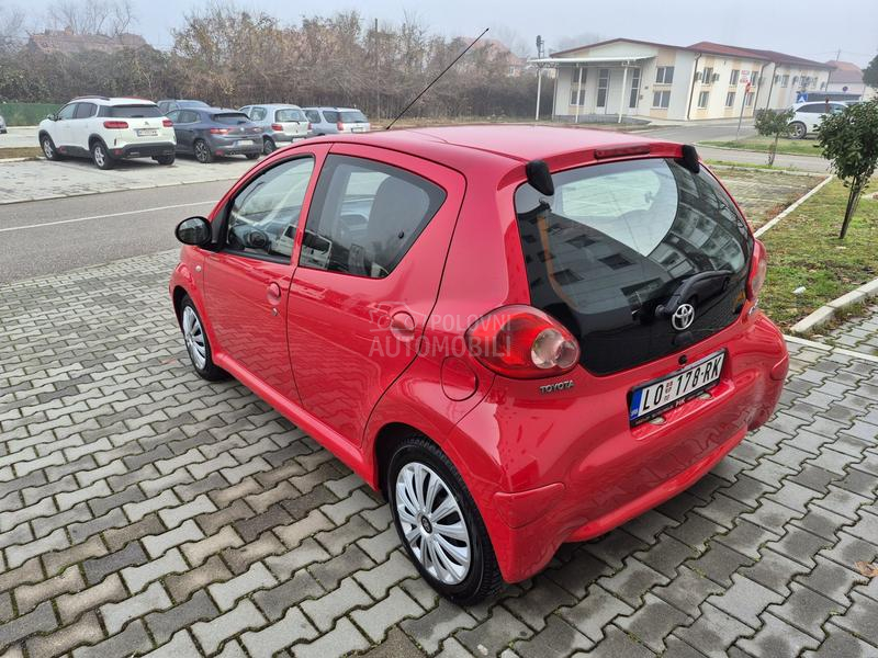 Toyota Aygo 1.0b //CH//