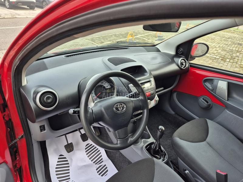 Toyota Aygo 1.0b //CH//