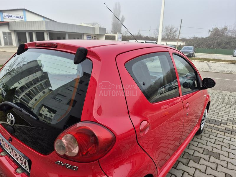 Toyota Aygo 1.0b //CH//