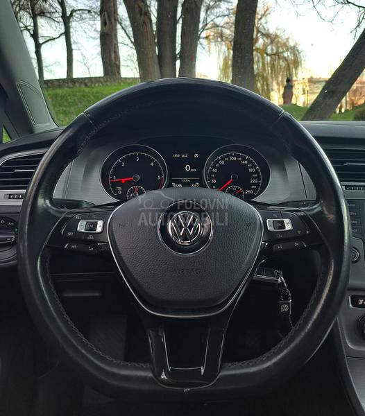 Volkswagen Golf 7 1.6 TDI bluemotion