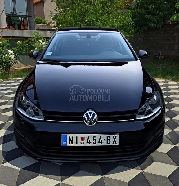 Volkswagen Golf 7 1.6 TDI bluemotion