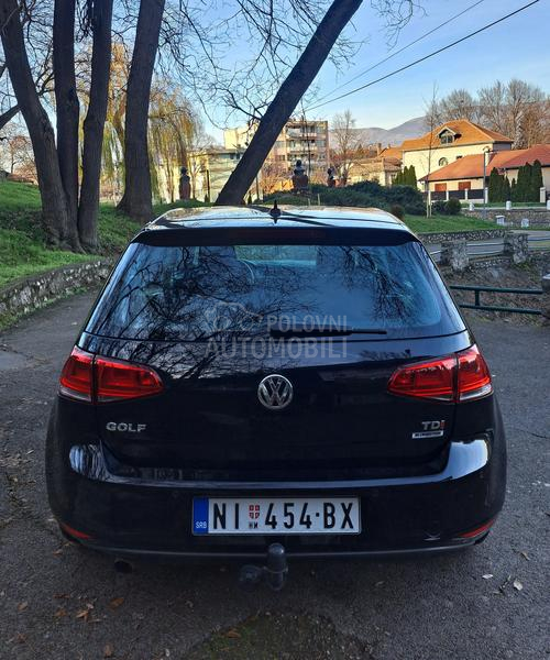 Volkswagen Golf 7 1.6 TDI bluemotion